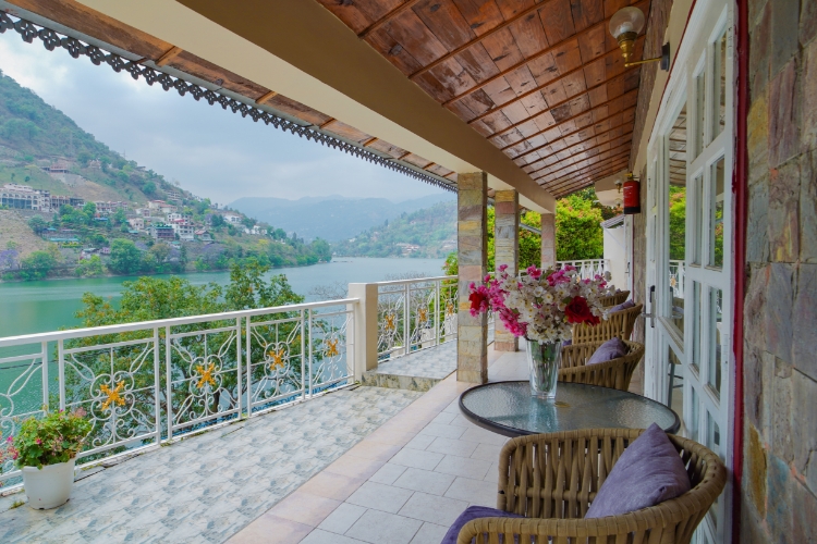 Neelesh Inn